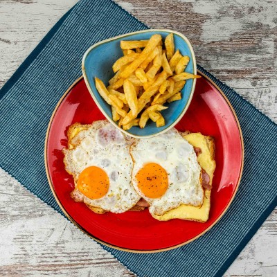 GREEK BRUNCH GREEK BRUNCH