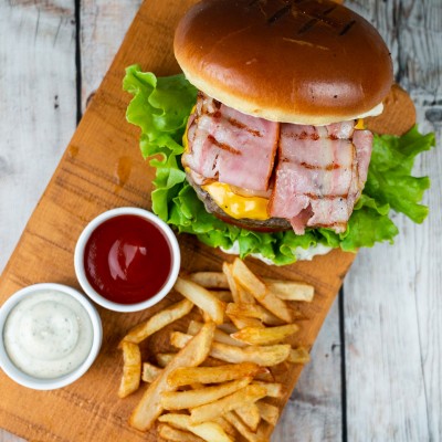 BLACK ANGUS PREMIUM BURGER BLACK ANGUS PREMIUM BURGER